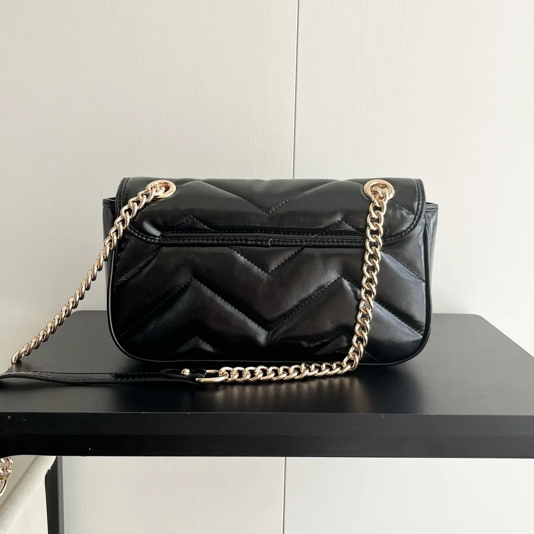 Gucci GG Marmont matelassé leather small bag