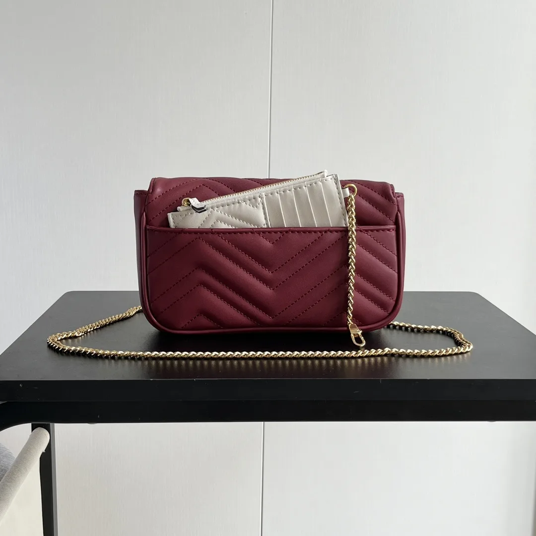 Gucci GG Marmont matelassé leather super mini bag