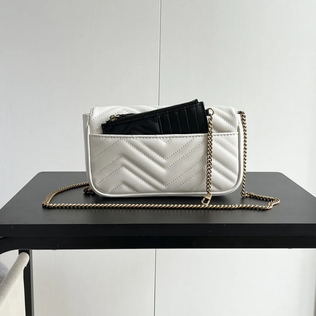 Gucci GG Marmont matelassé leather super mini bag