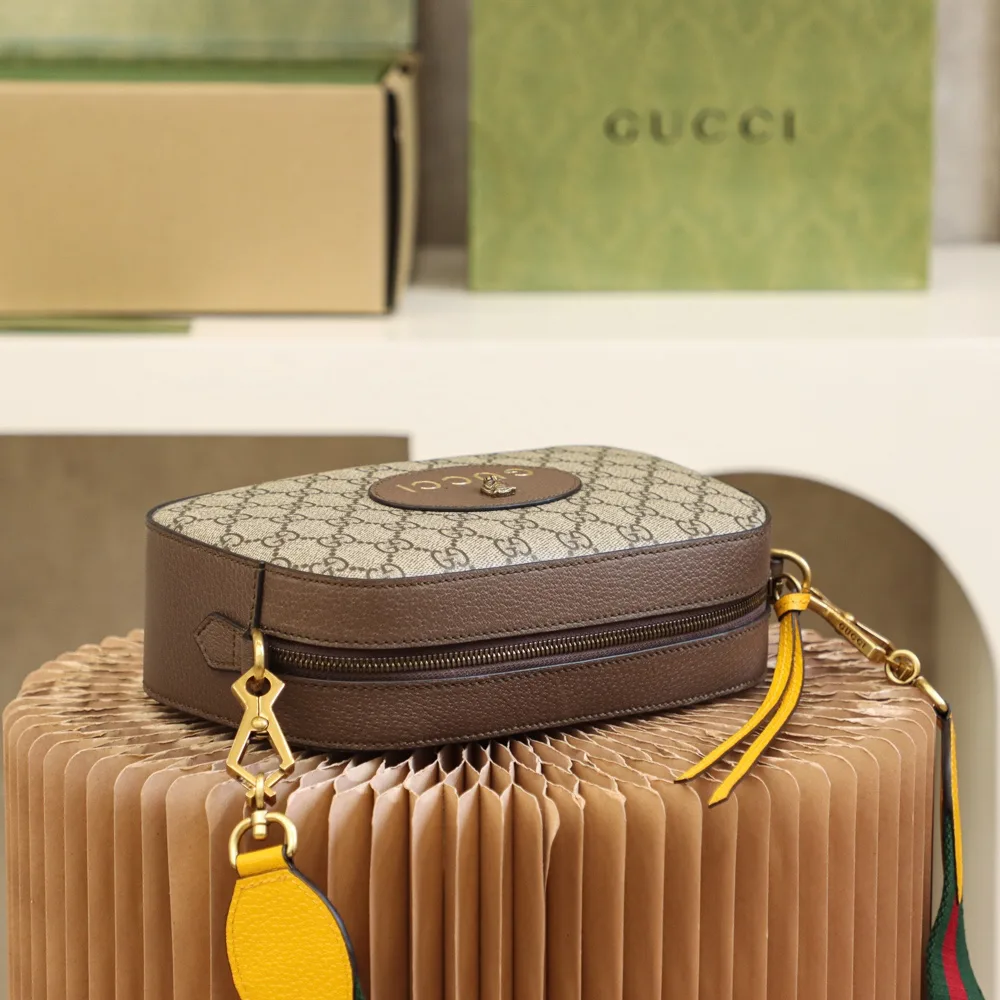 Gucci Neo Vintage Camera Messenger Bag GG Coated Canvas Brown