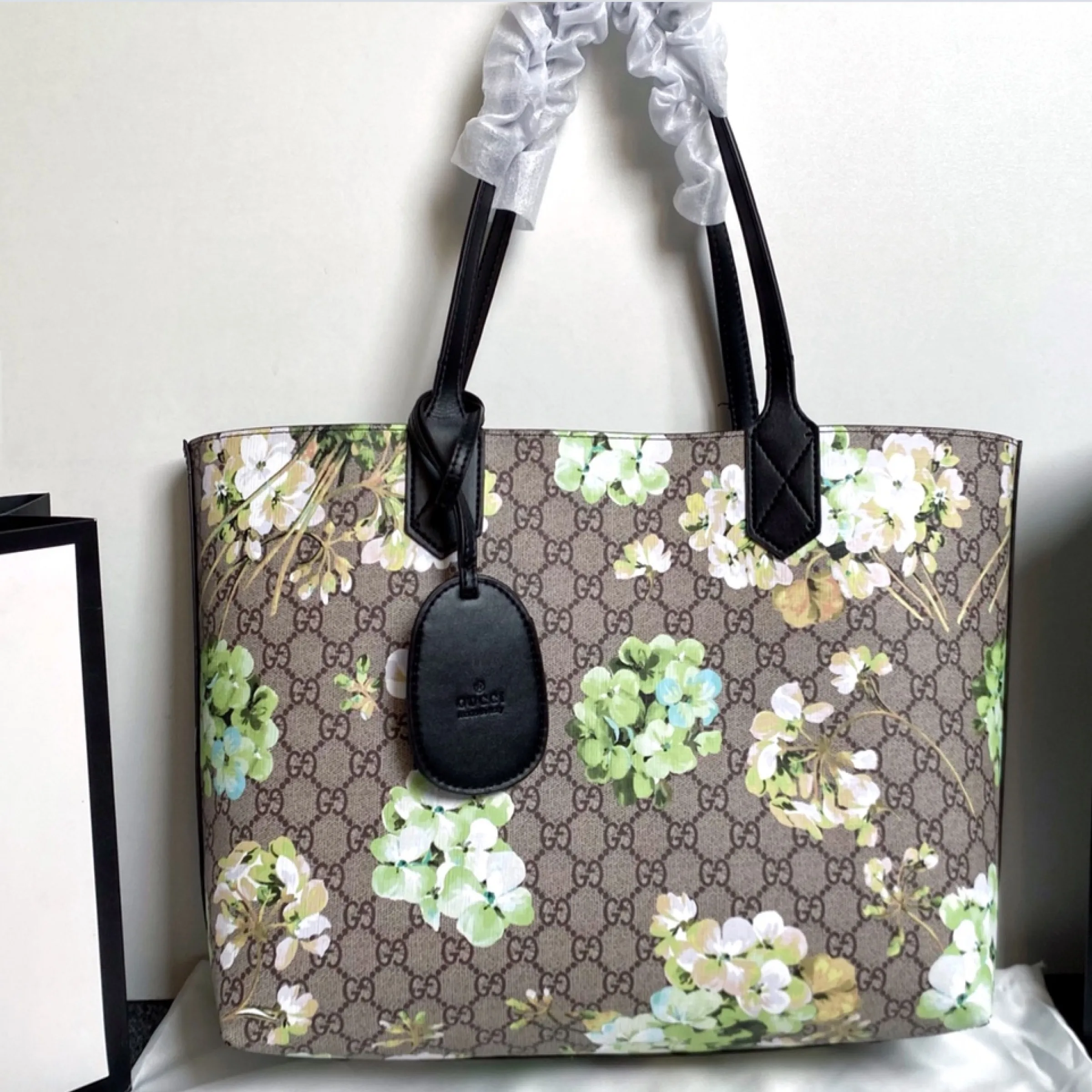 Gucci GG Monogram Blooms Medium Reversible Tote Beige New Military Black - Bag