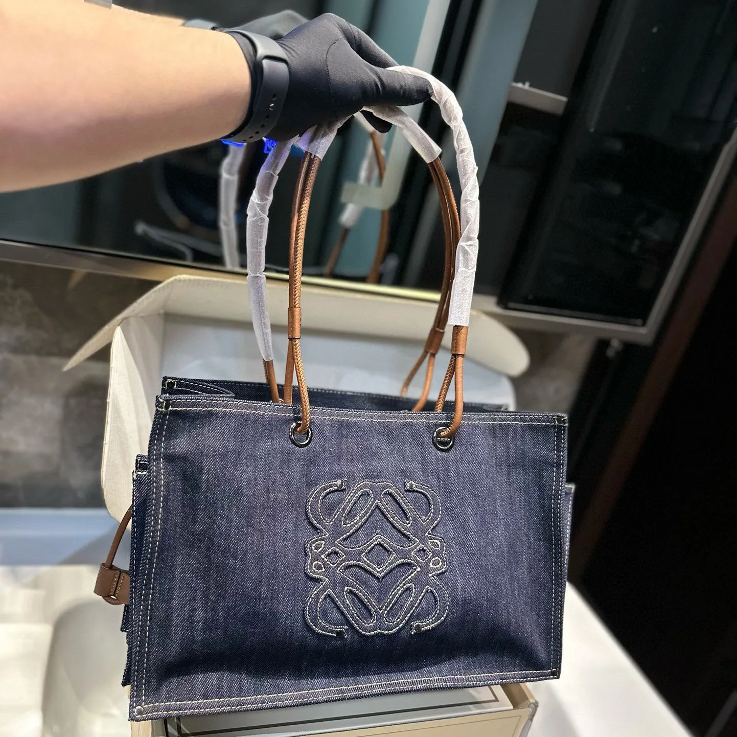 Shopper Tote Bag