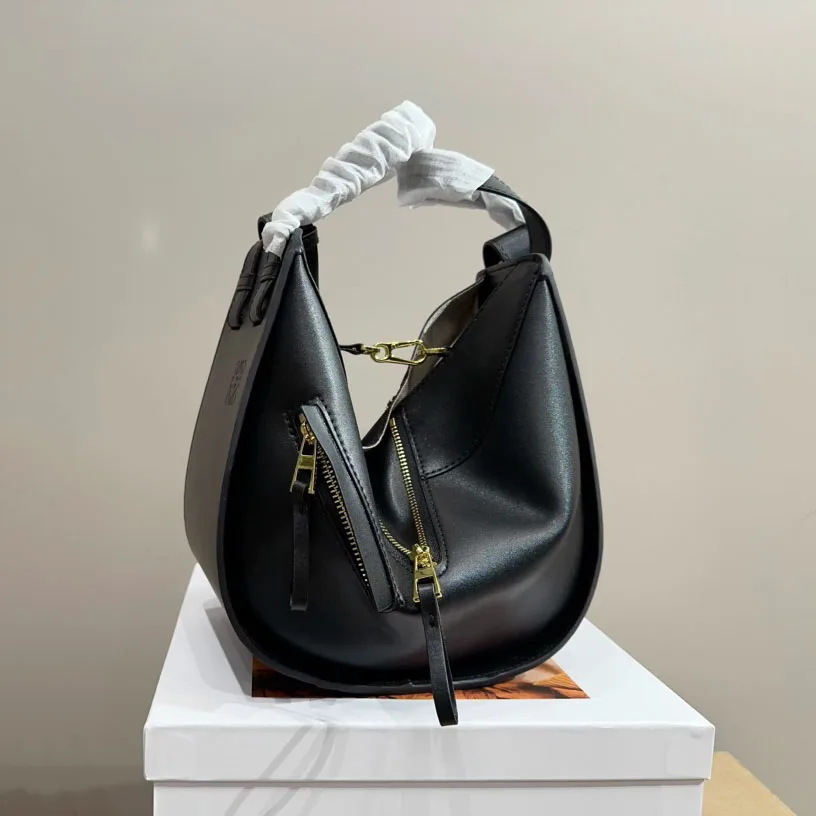 Hammock bag in soft grained calfskin
