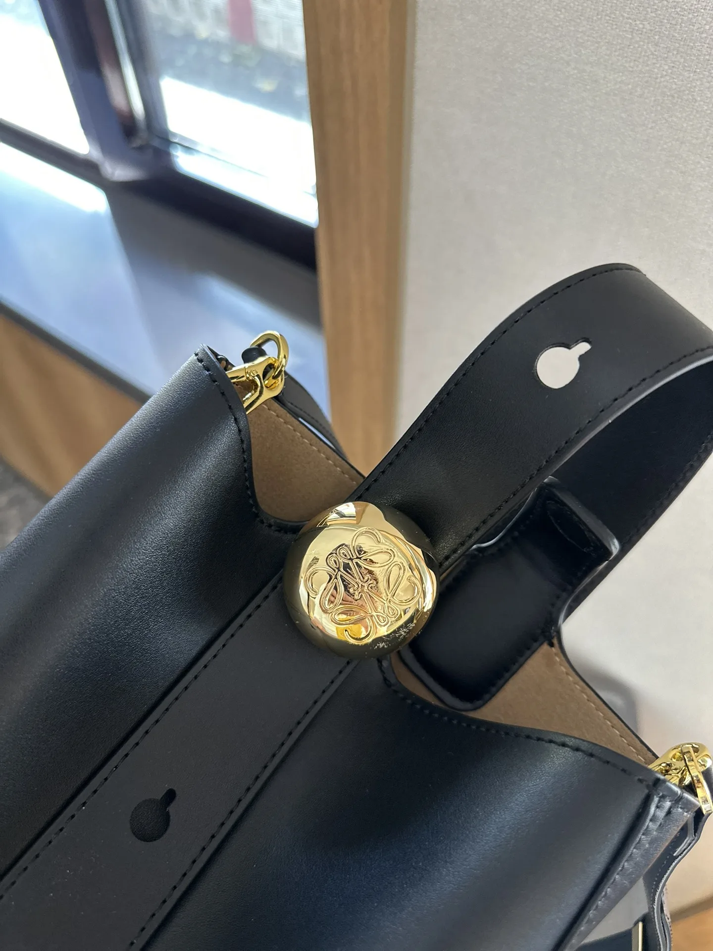 Pebble Bucket bag in soft grained calfskin