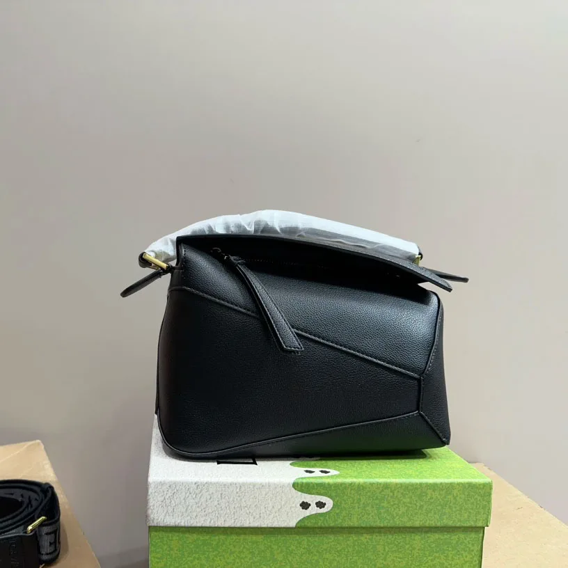 Puzzle bag in classic calfskin