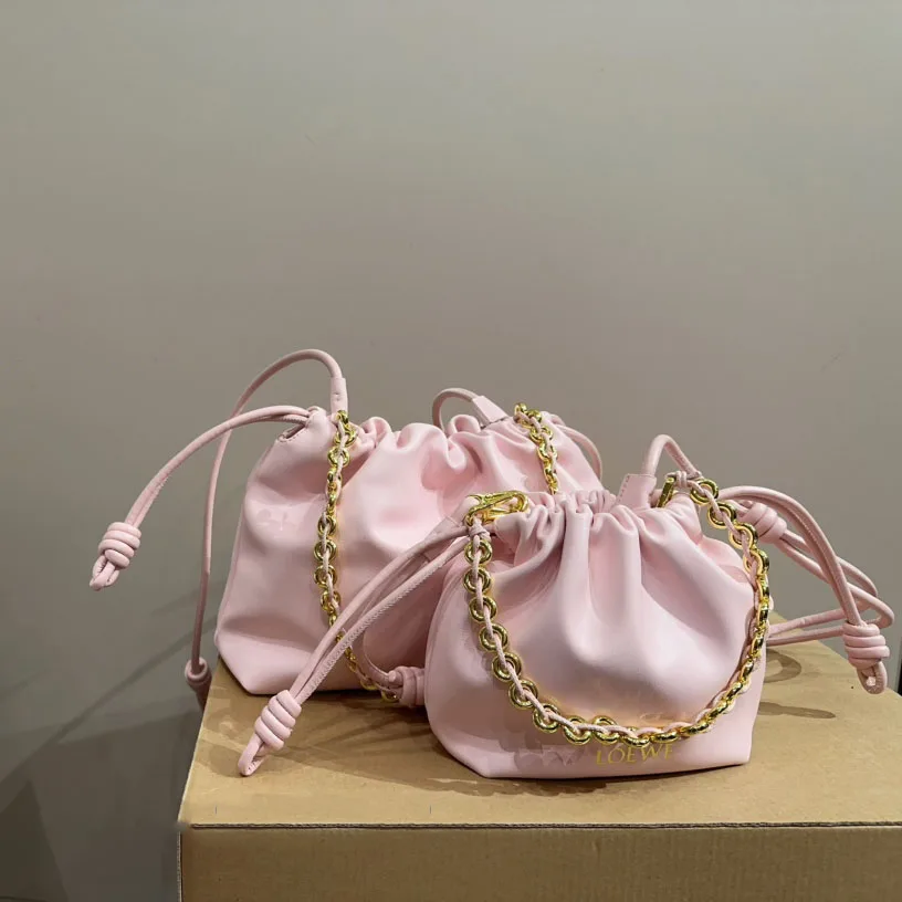 Flamenco purse in mellow nappa lambskin