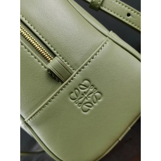 Model: 204 Size: 19-18-11Amazona