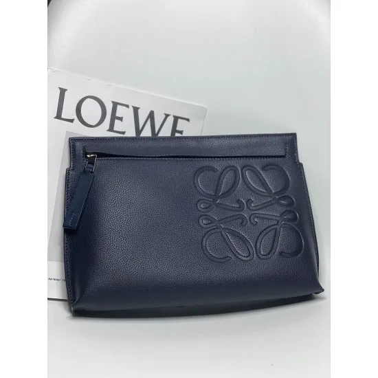 Loewe Size: 29.5x20cm Model: 3040