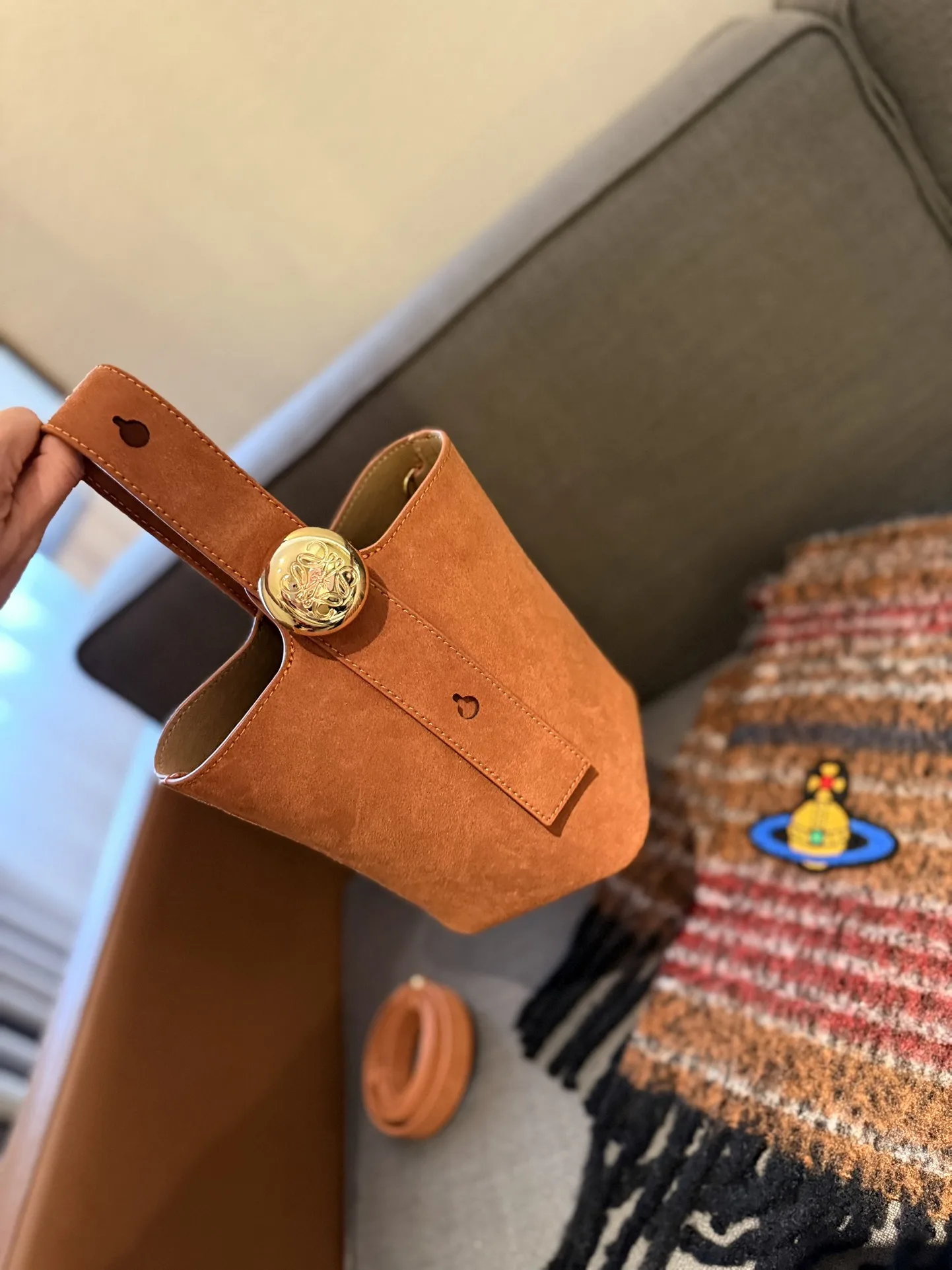 Pebble Bucket bag in soft grained calfskin