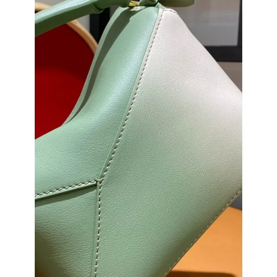 Model 10288 size: 18 × 8 × 12 cm