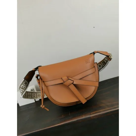 Model: 56t21 size: 20*19*11.5cm