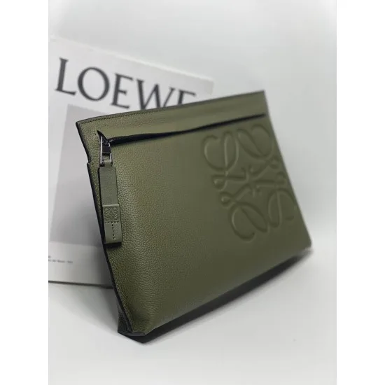 Loewe Size: 29.5x20cm Model: 3040
