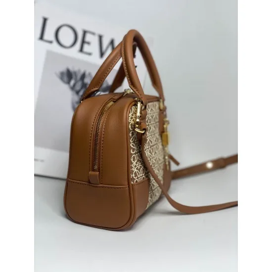 Model 206 size: 16 × 16 × 8 cm