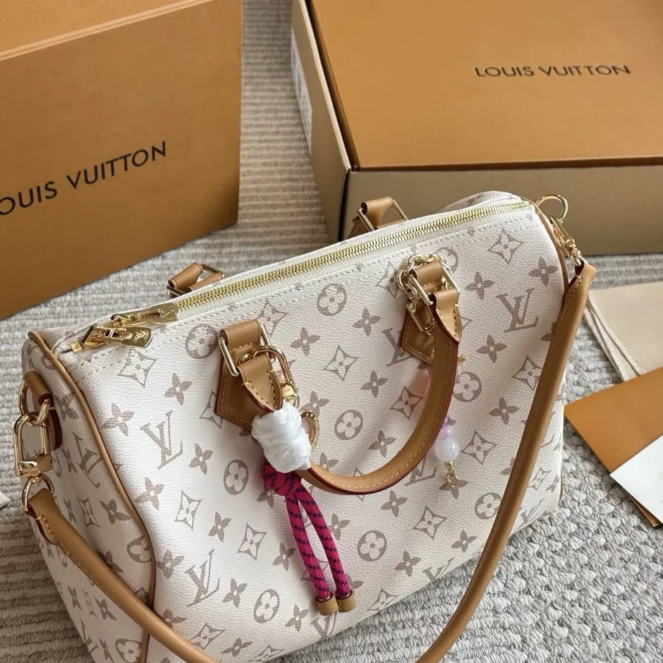 LV Speedy Soft 30 Lucky M15108