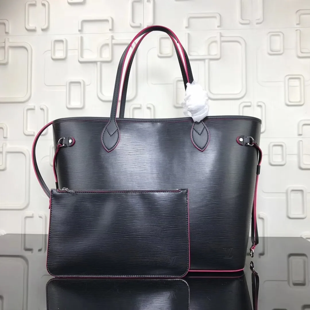 Neverfull MM Bag In Noir Epi Leather M54185