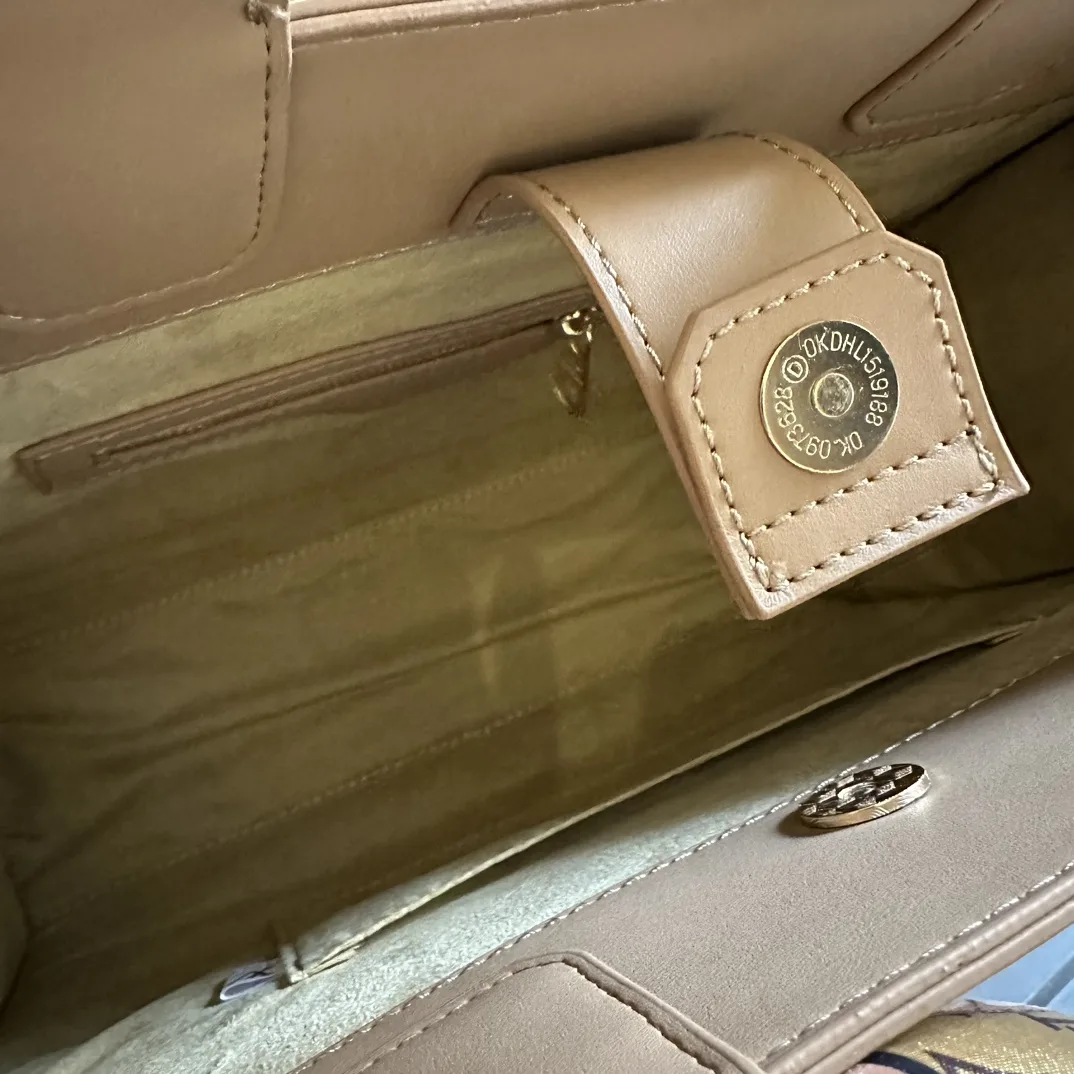 Onthego Tote Bag