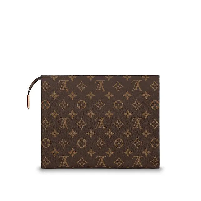 M47542 Toiletry Pouch 26