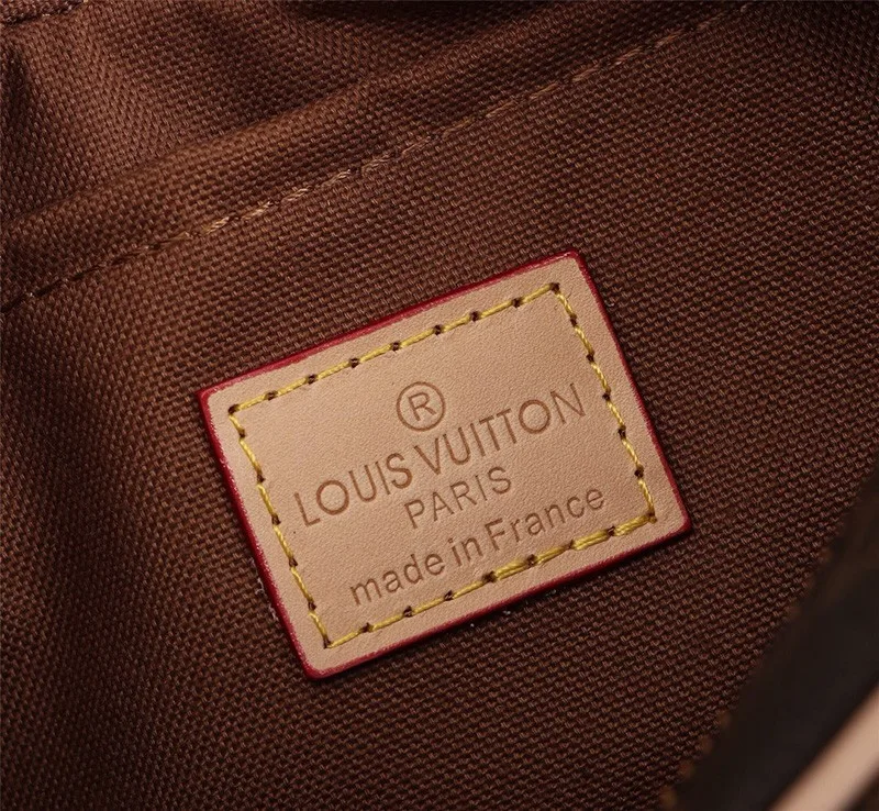 M51510 Pochette Croissant Shoulder Bag