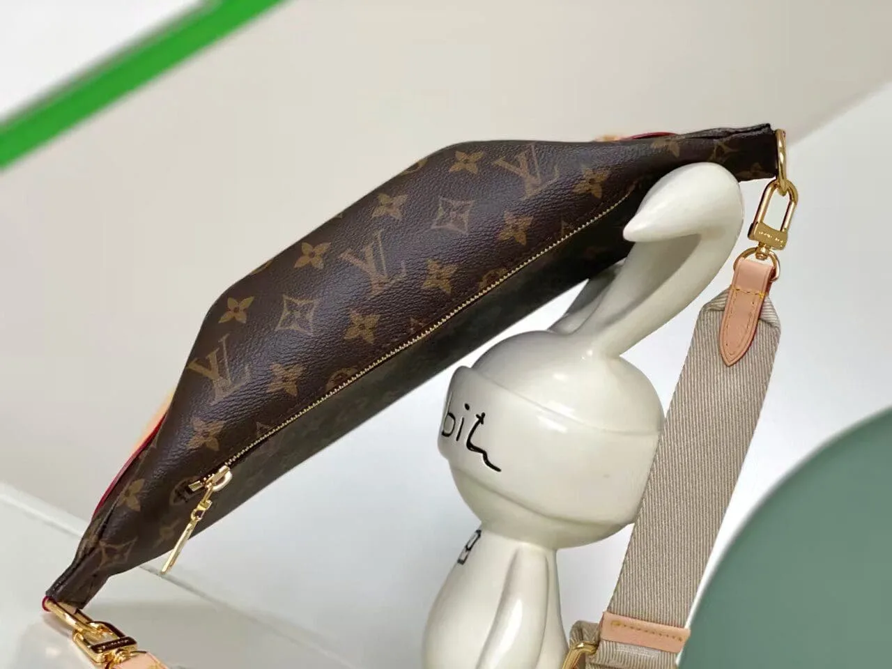 Louis Vuitton M46784 High Rise