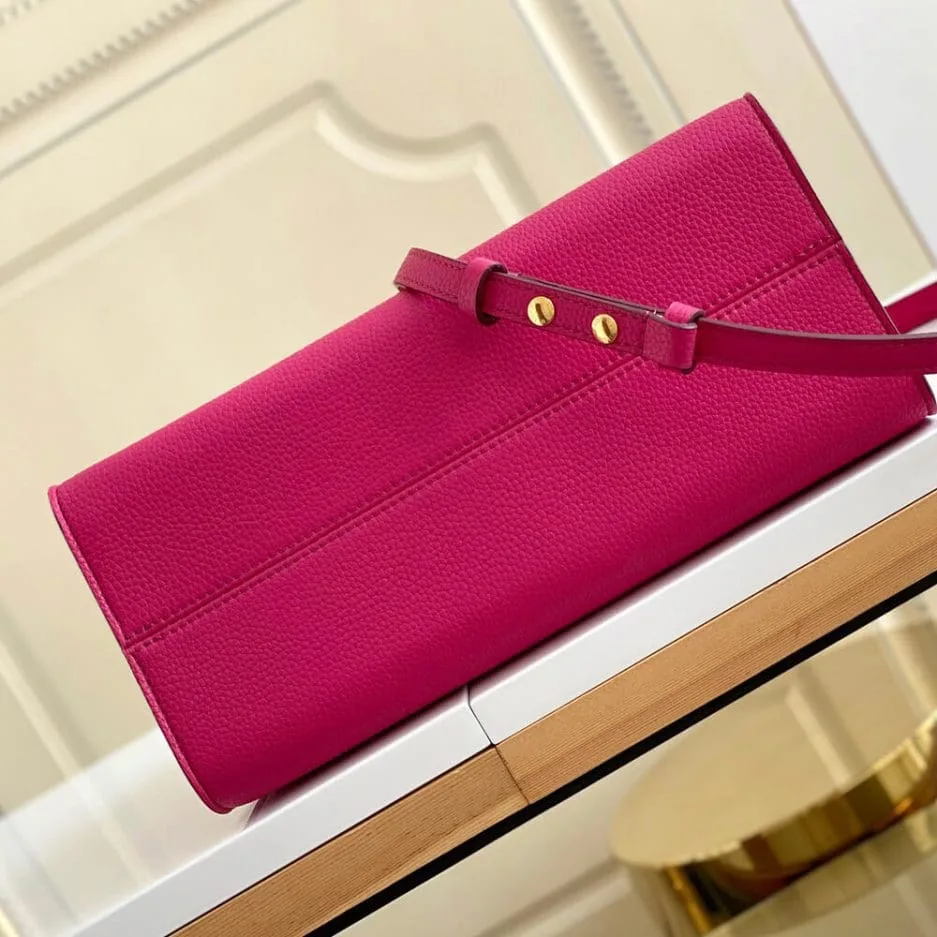 Louis Vuitton Twist MM M59070