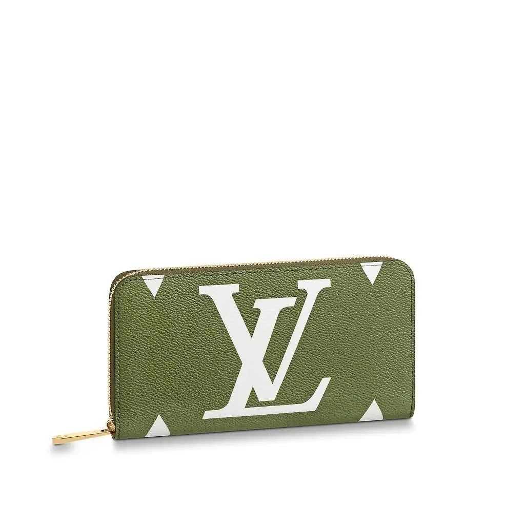 M67549 Zippy Wallet