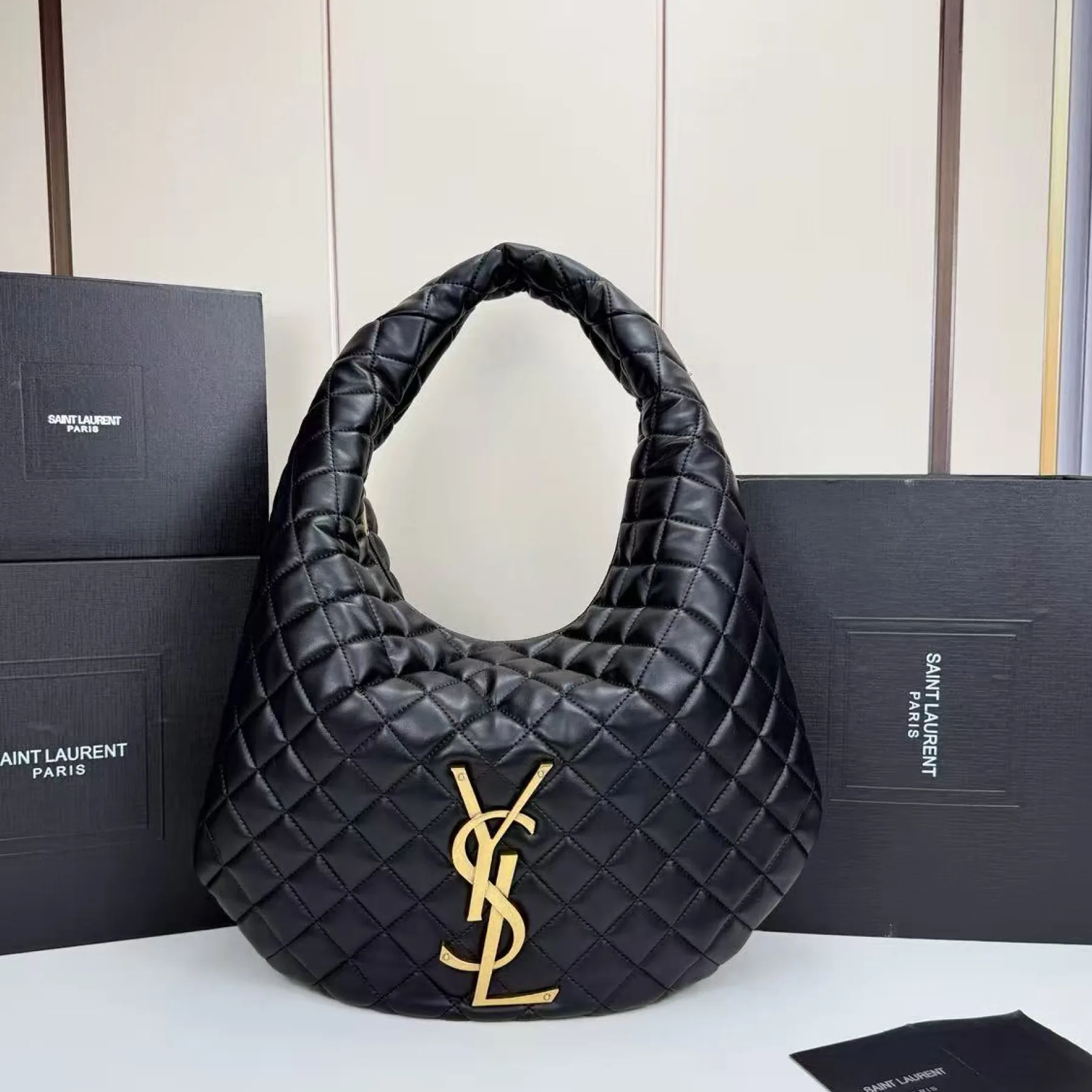Saint Laurent YSL ICARE hobo in quilted nappa Bag - Black