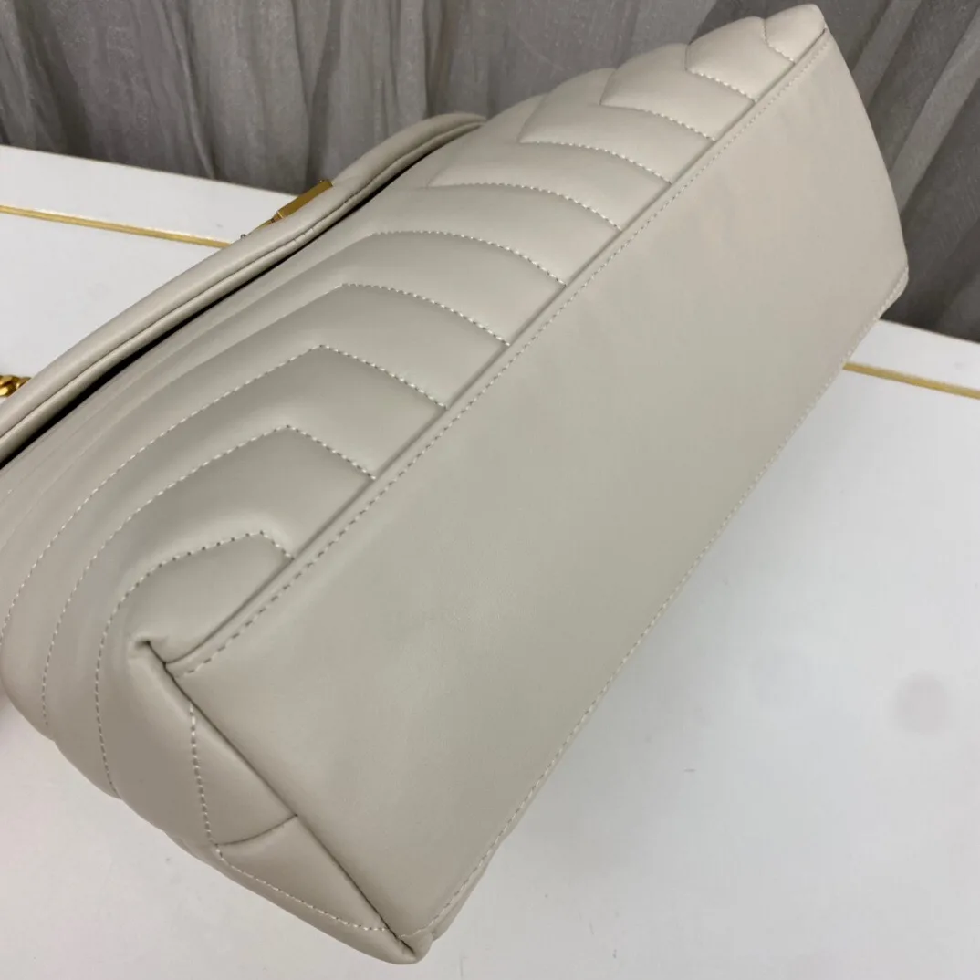 SAINT LAURENT Loulou medium quilted leather shoulder bag white - Bag