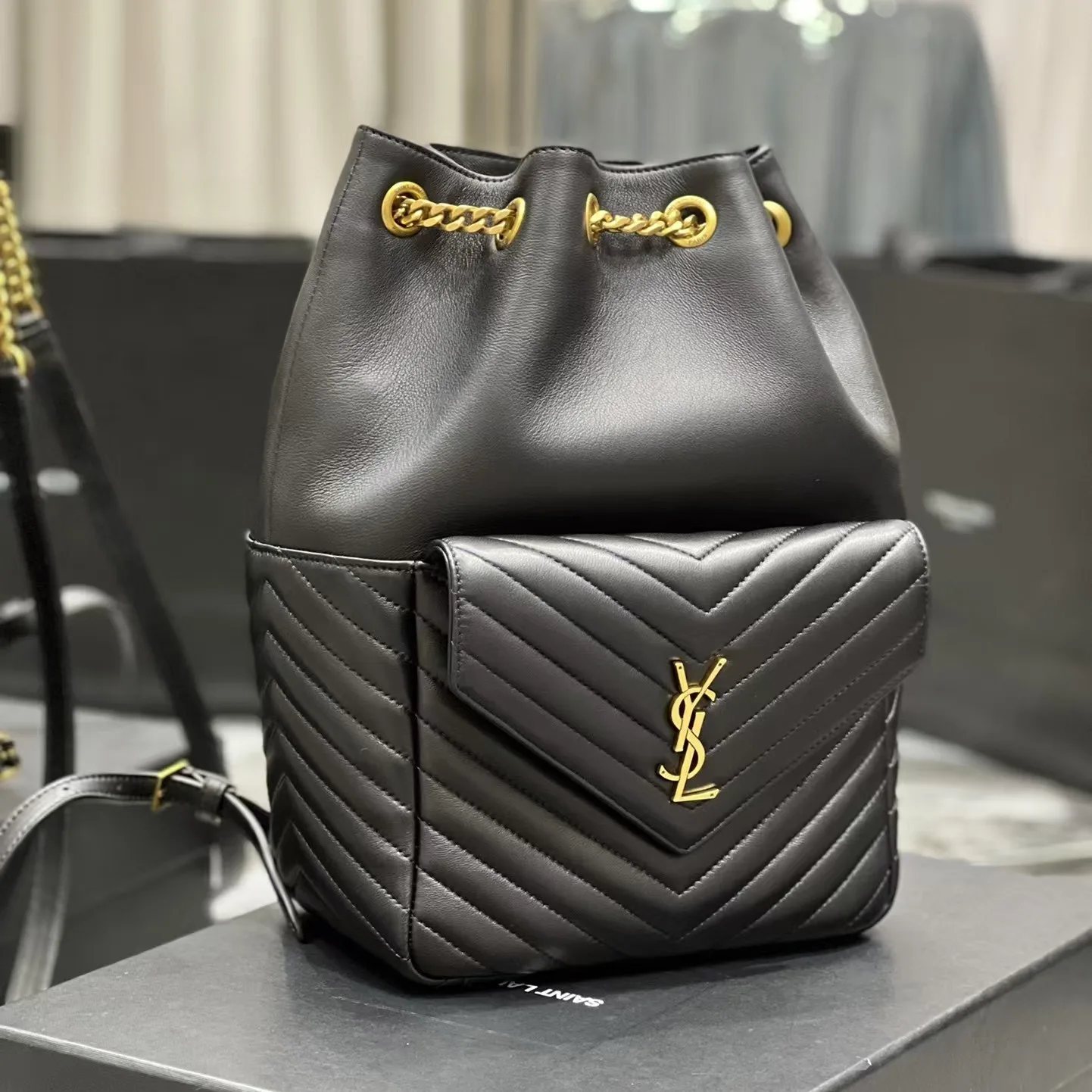 [TOP]Saint Laurent Joe Backpack Matelasse Chevron Leather Black - Bag