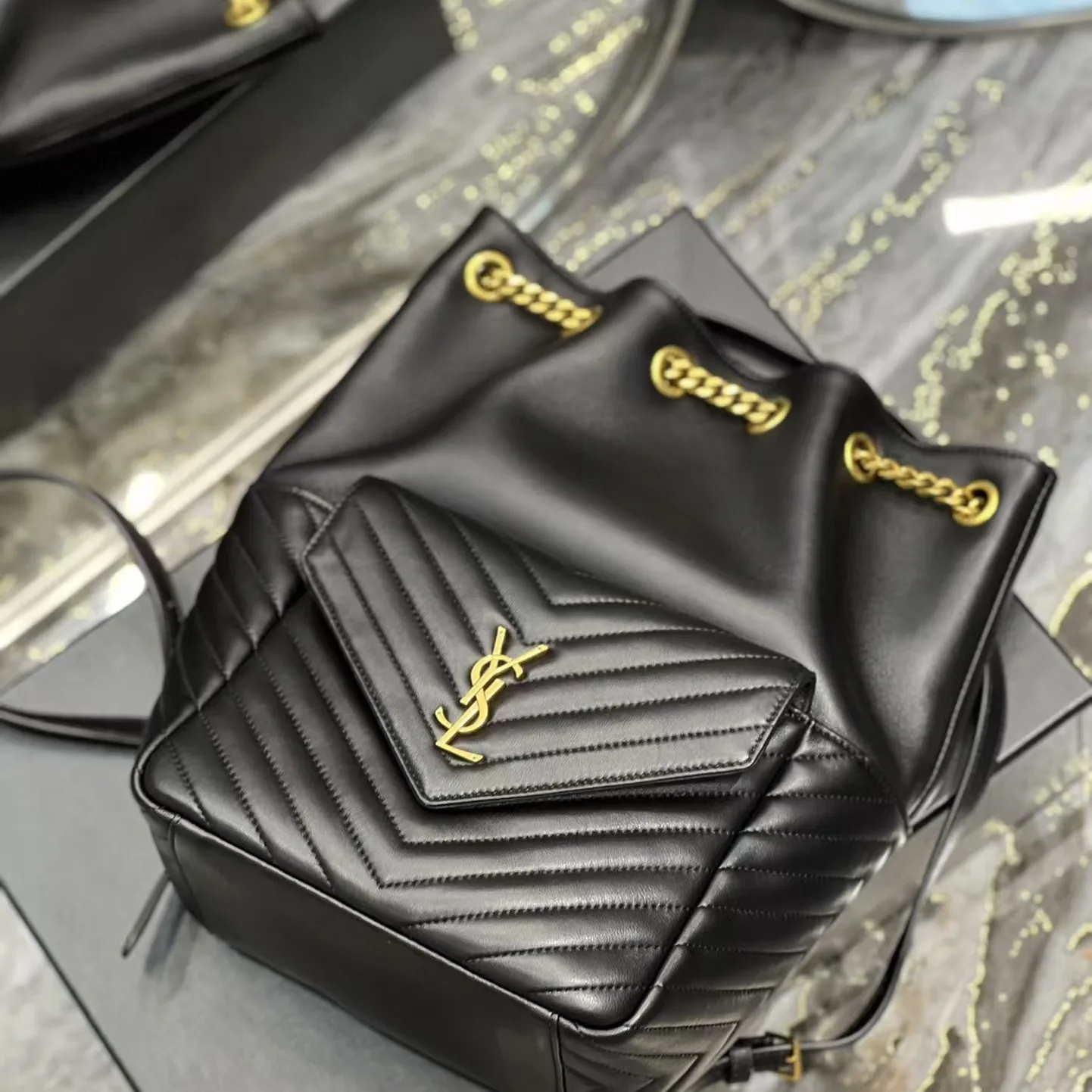 [TOP]Saint Laurent Joe Backpack Matelasse Chevron Leather Black - Bag