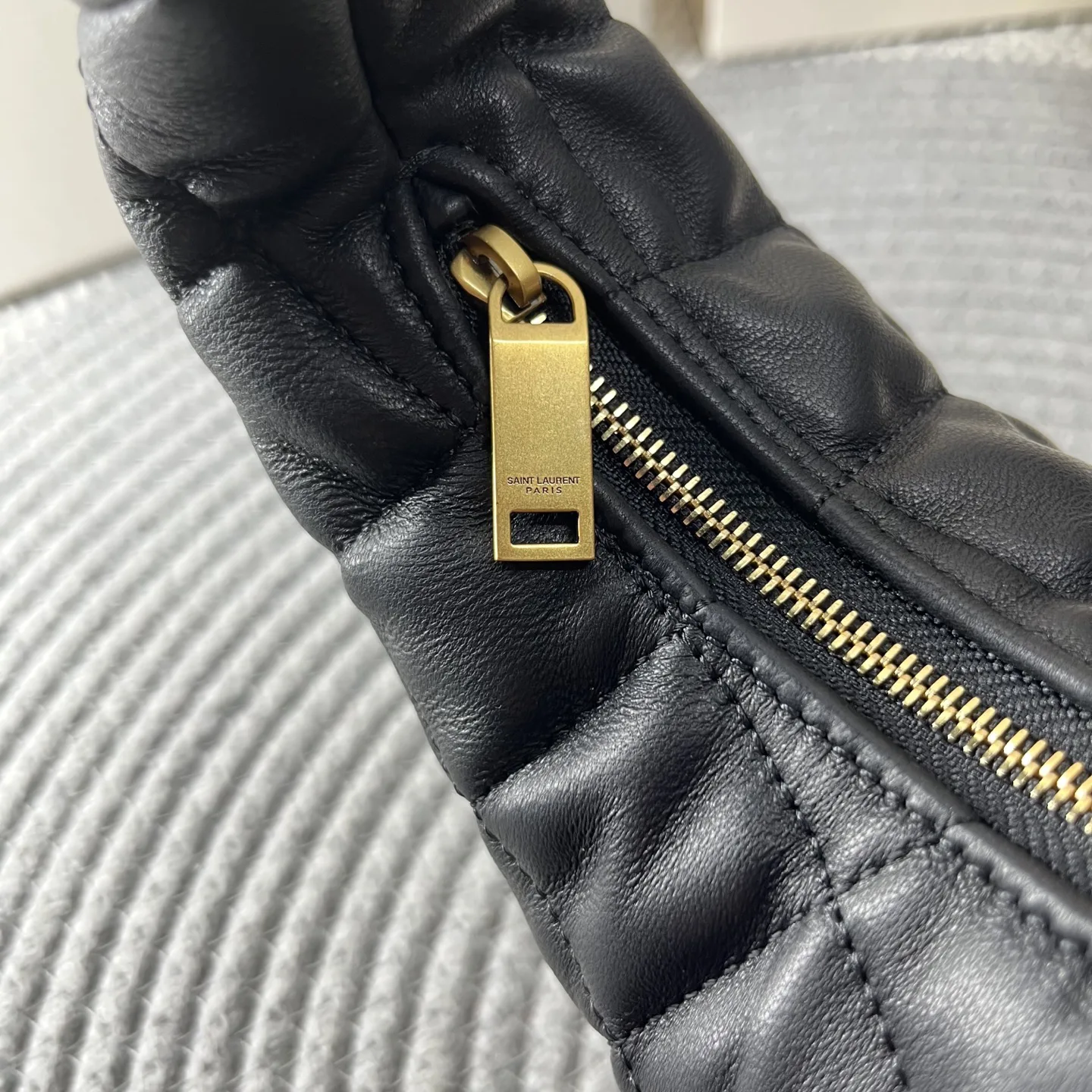 Saint Laurent YSL ICARINO in quilted nappa Hobo Bag - Black