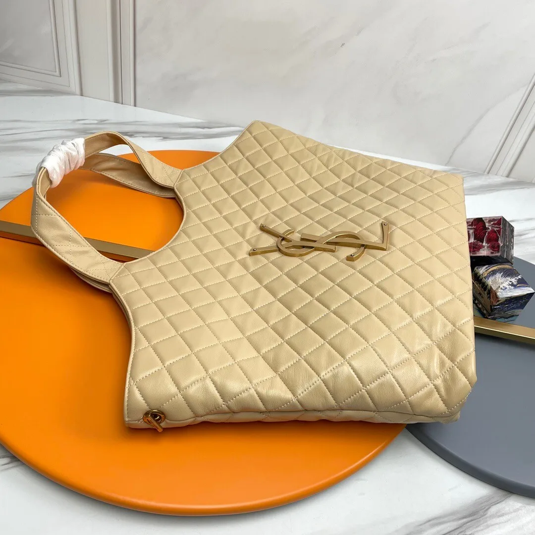 SAINT LAURENT ICARE MAXI SHOPPING BAG IN QUILTED Calfskin APRICOT - Bag