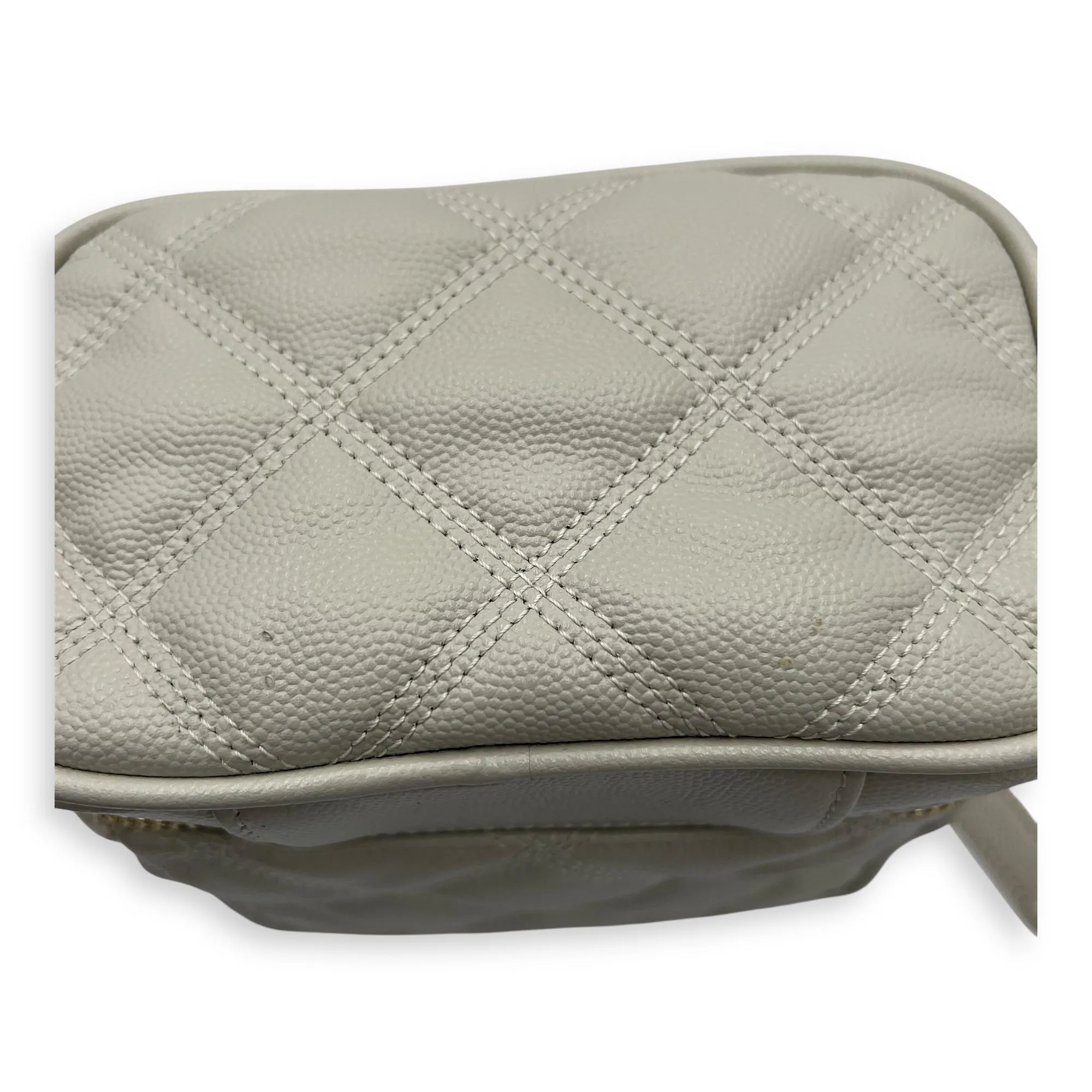 Quilted 80's Vanity Bag White in Calfskin, Gold hardware