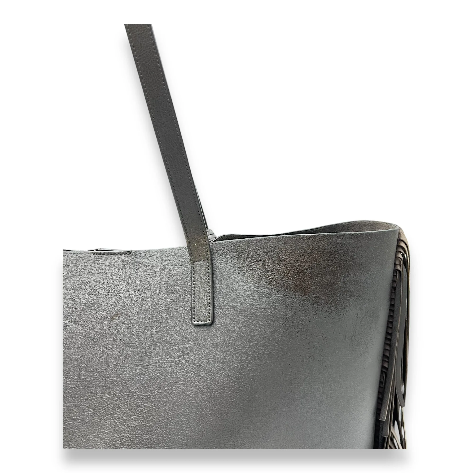 East West Shopping Fringe Tote Bag Grey in Calfskin, Silver hardware