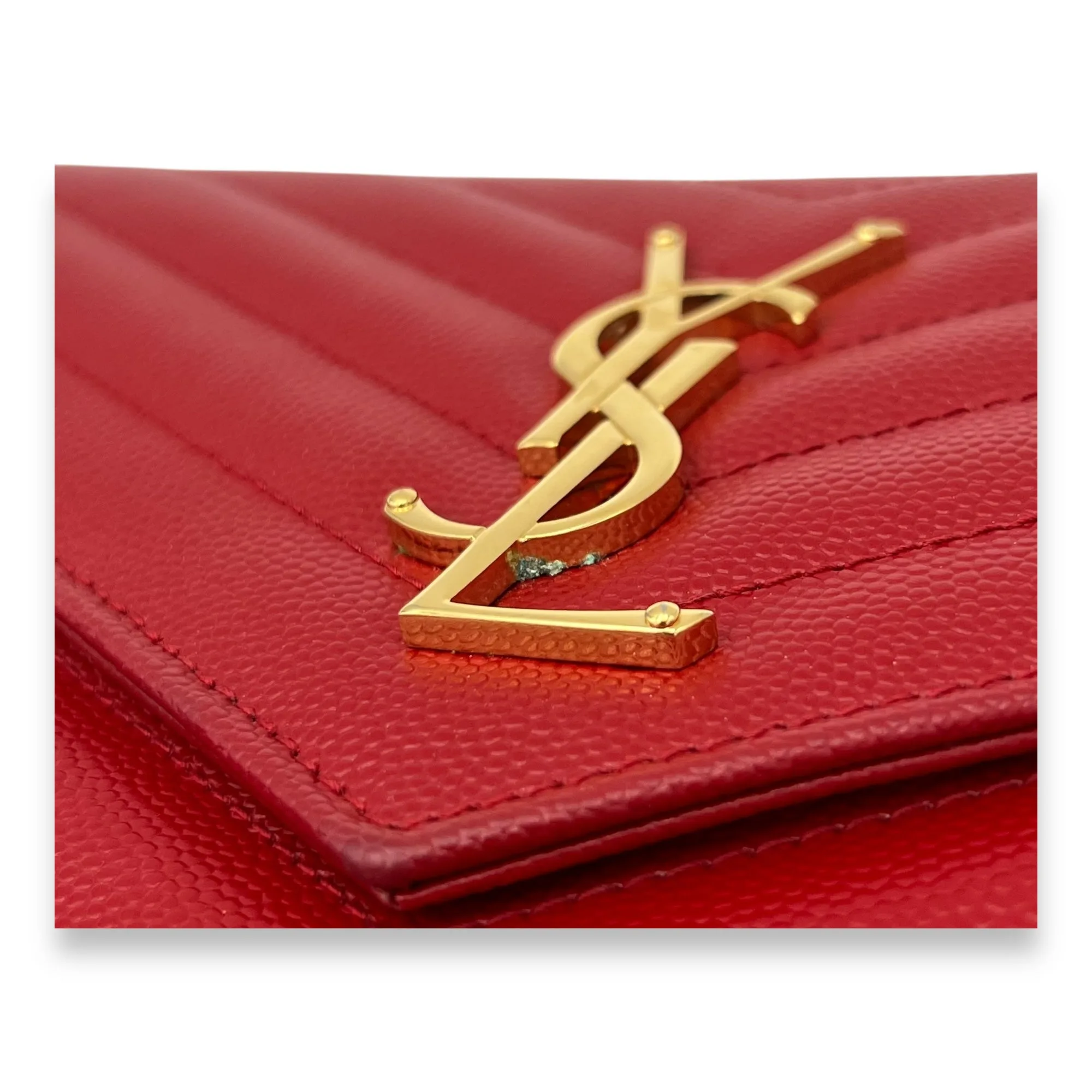 Envelope Wallet On Chain Red in Caviar Leather, Gold hardware