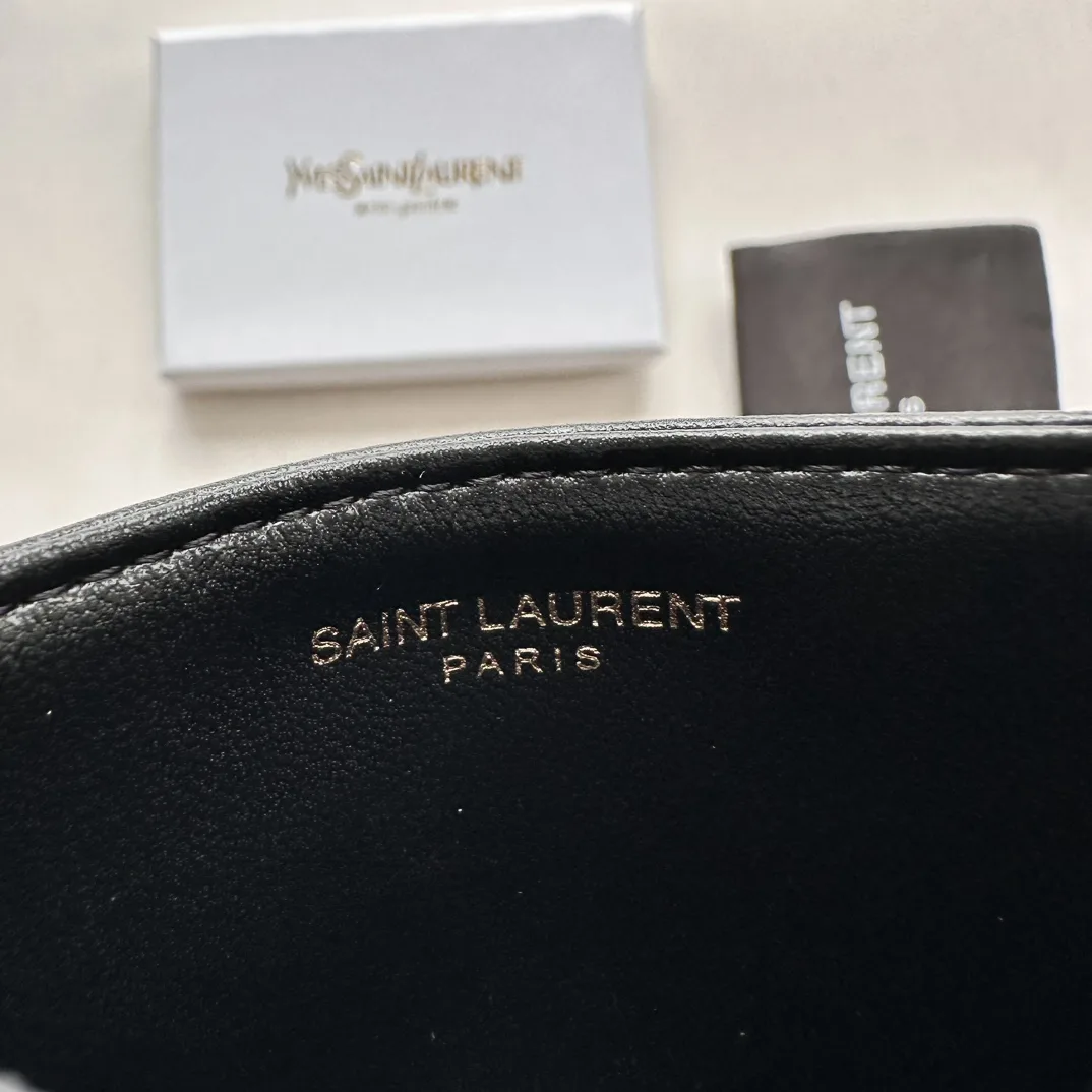 Saint Laurent CASSANDRE MATELASSÉ card case in lambskin -Black and Gold Wallet