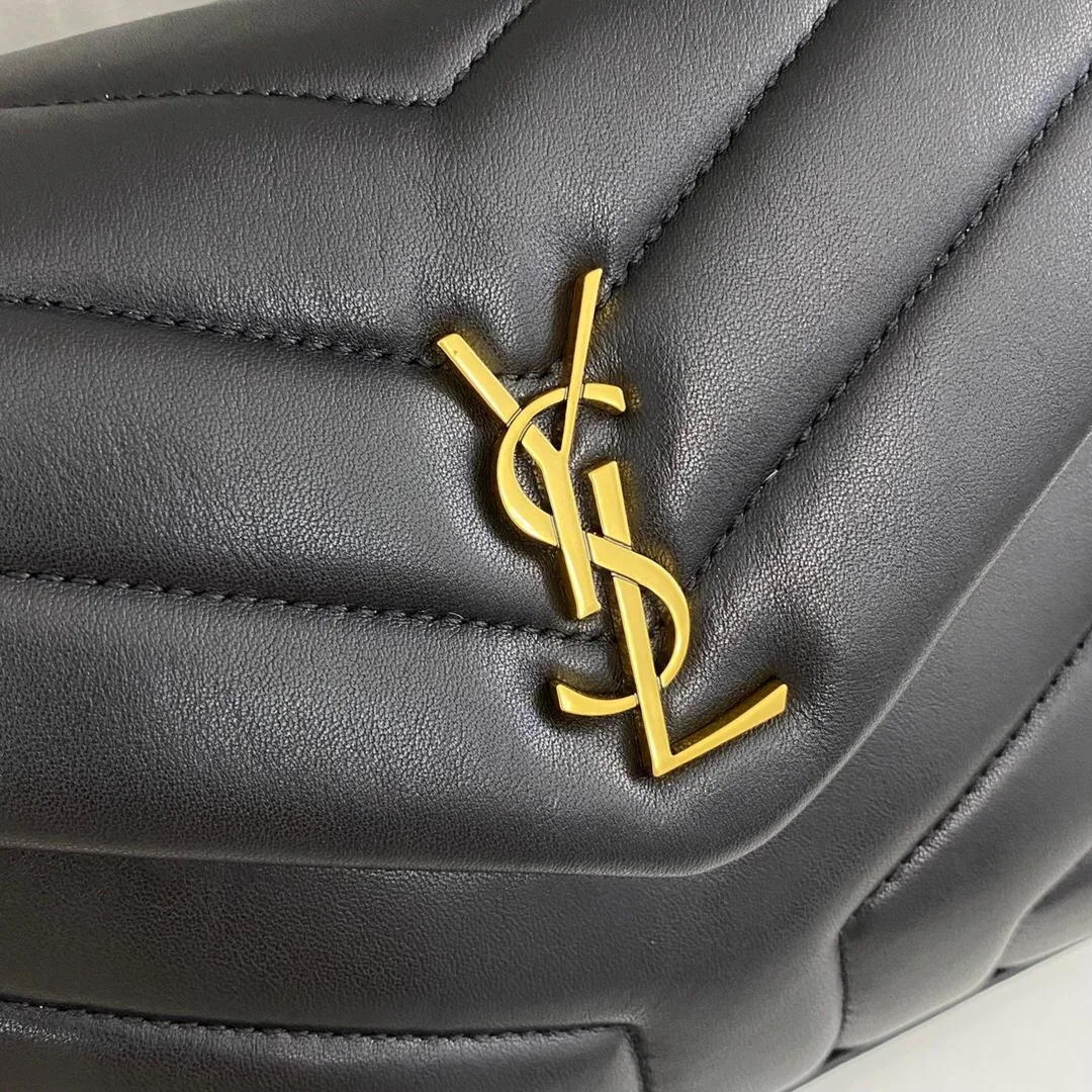 SAINT LAURENT Loulou Toy quilted leather shoulder bag black - Bag