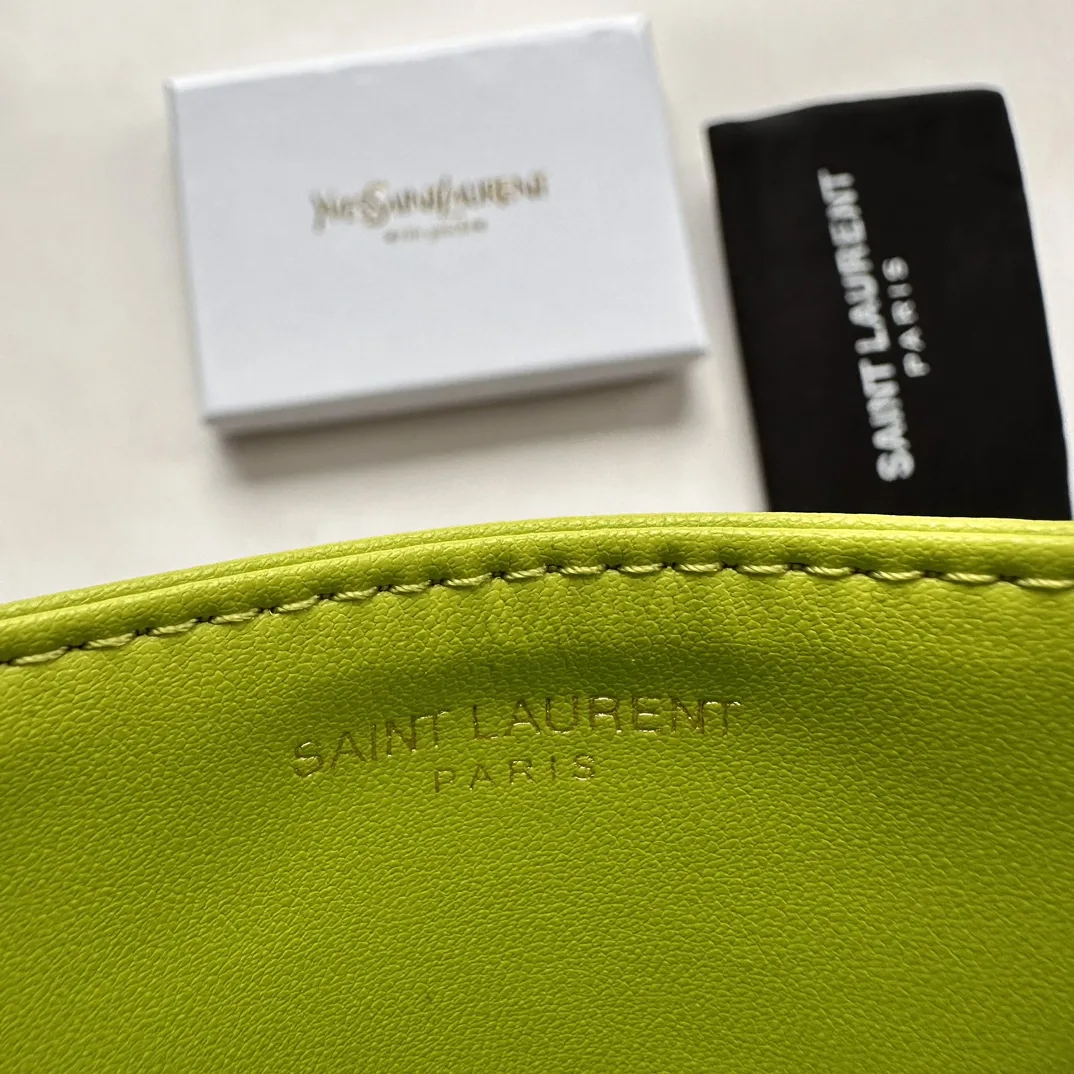 Saint Laurent CASSANDRE MATELASSÉ card case in lambskin -Green Wallet