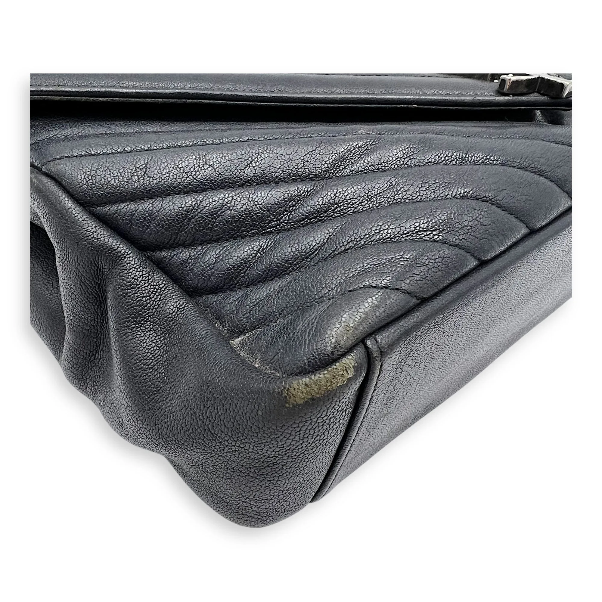 College Large Grey Shoulder Bag in Calfskin, Silver hardware