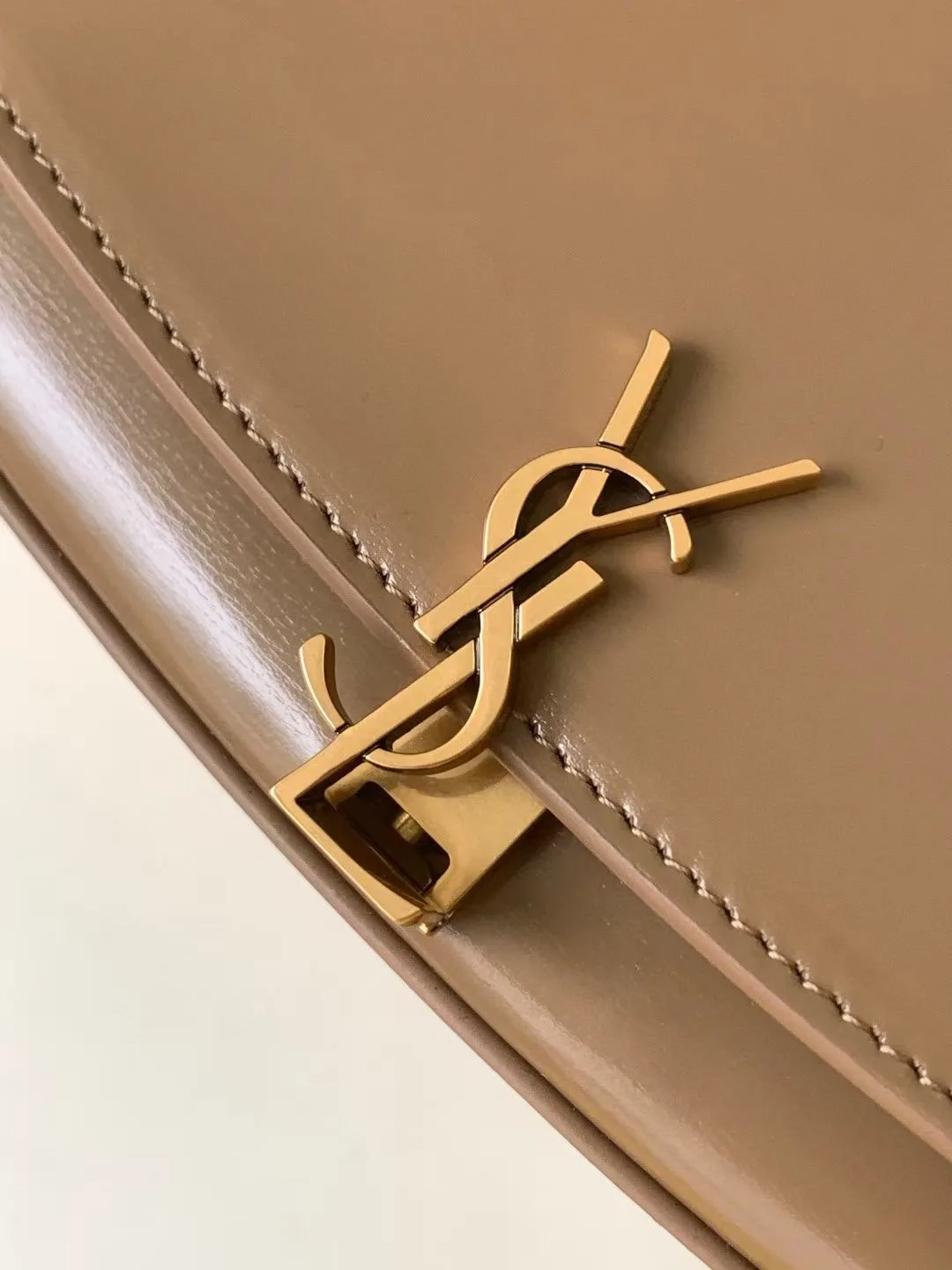 Saint Laurent Voltaire mini leather shoulder bag-Beige - Bag