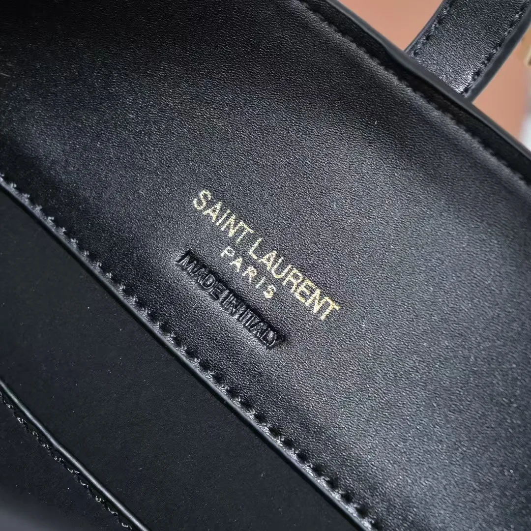 Saint Laurent Le 37 Small Bag in Shiny Leather