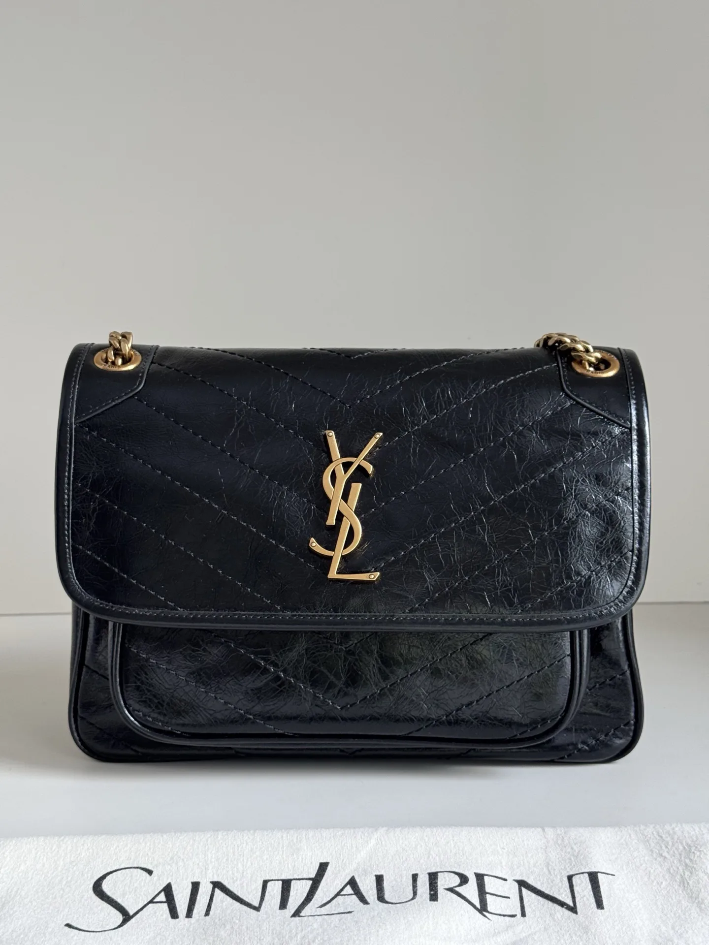 Saint Laurent YSL NIKI MEDIUM IN VINTAGE LEATHER Black - Bag
