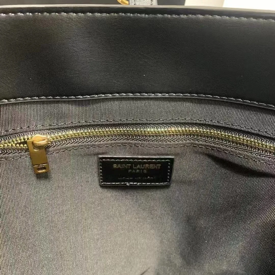 Saint Laurent Le 37 Large Bag in Shiny Leather