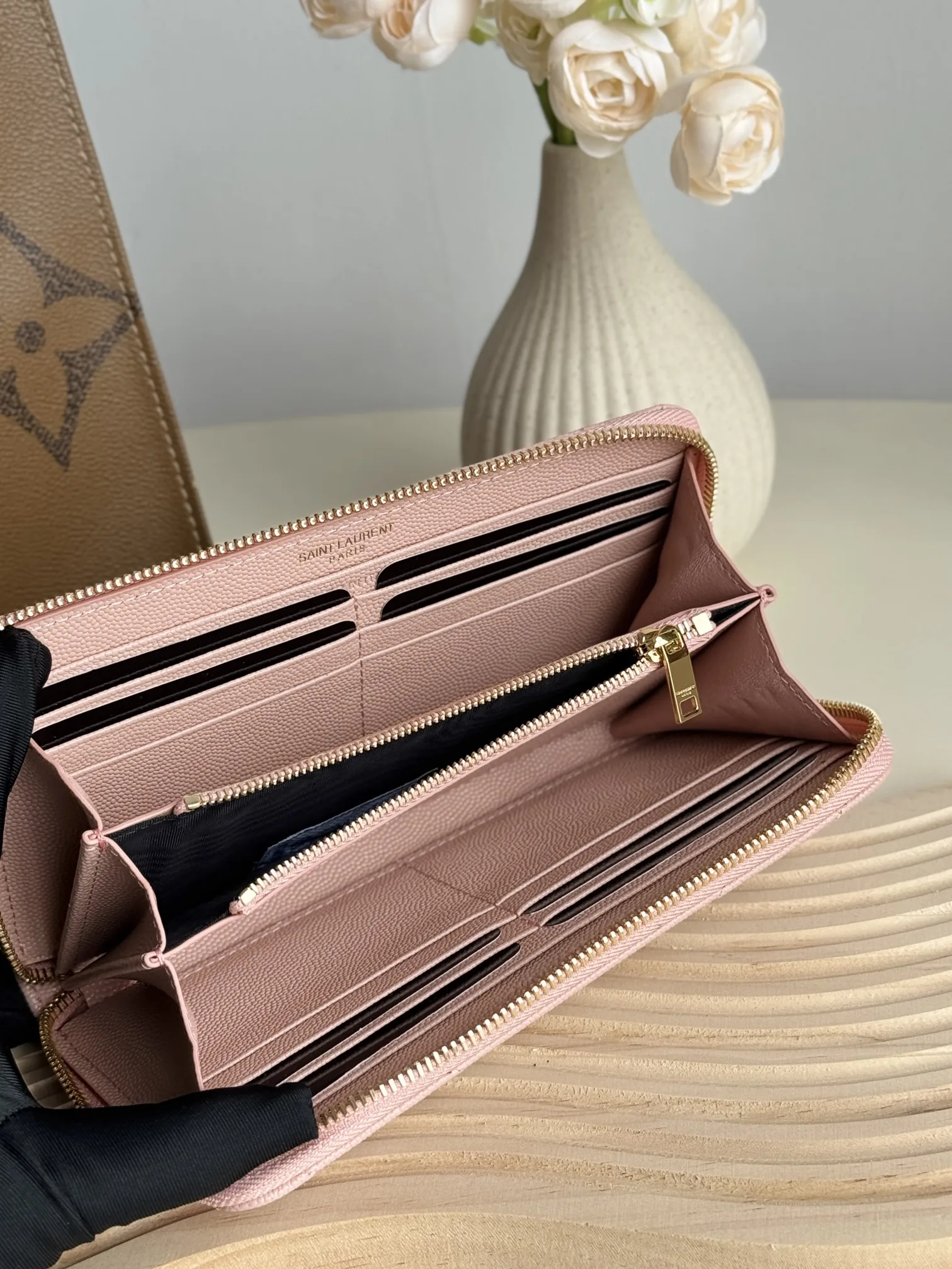 Saint Laurent Monogramme leather Wallet -Pink Wallet