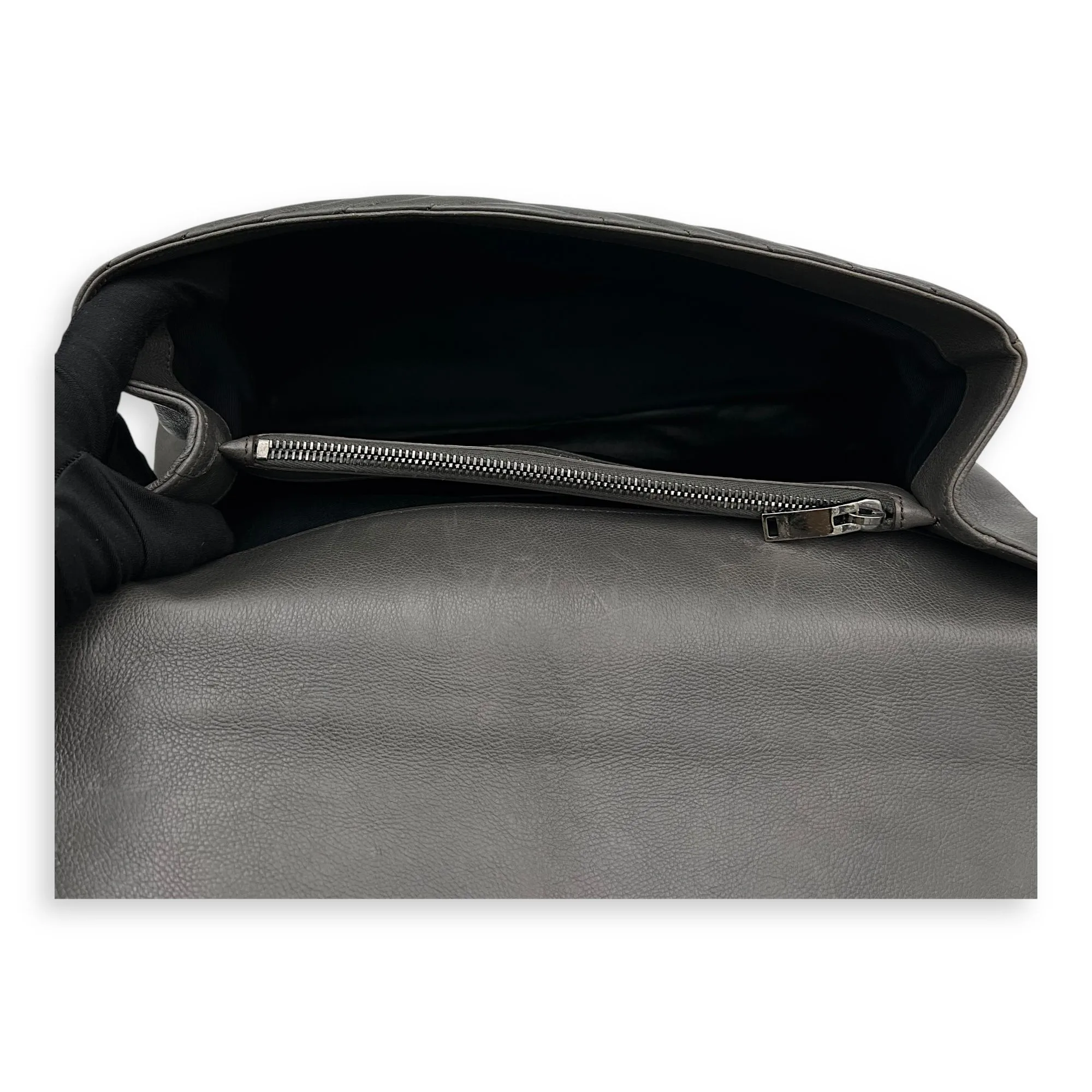 College Large Top handle bag in Calfskin, Ruthenium Hardware