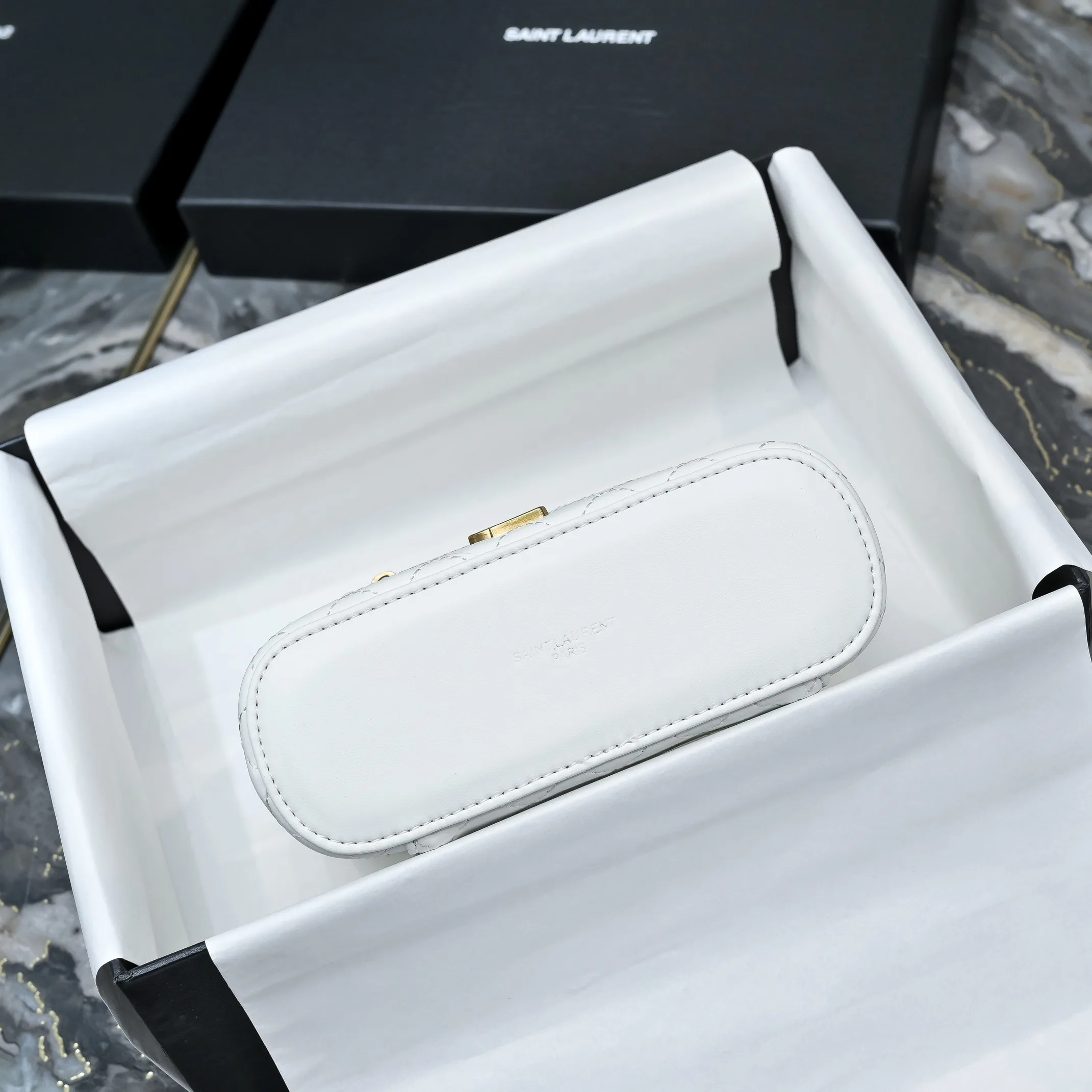 SAINT LAURENT YSL GABY vanity Medium bag in lambskin - BLANC VINTAGE