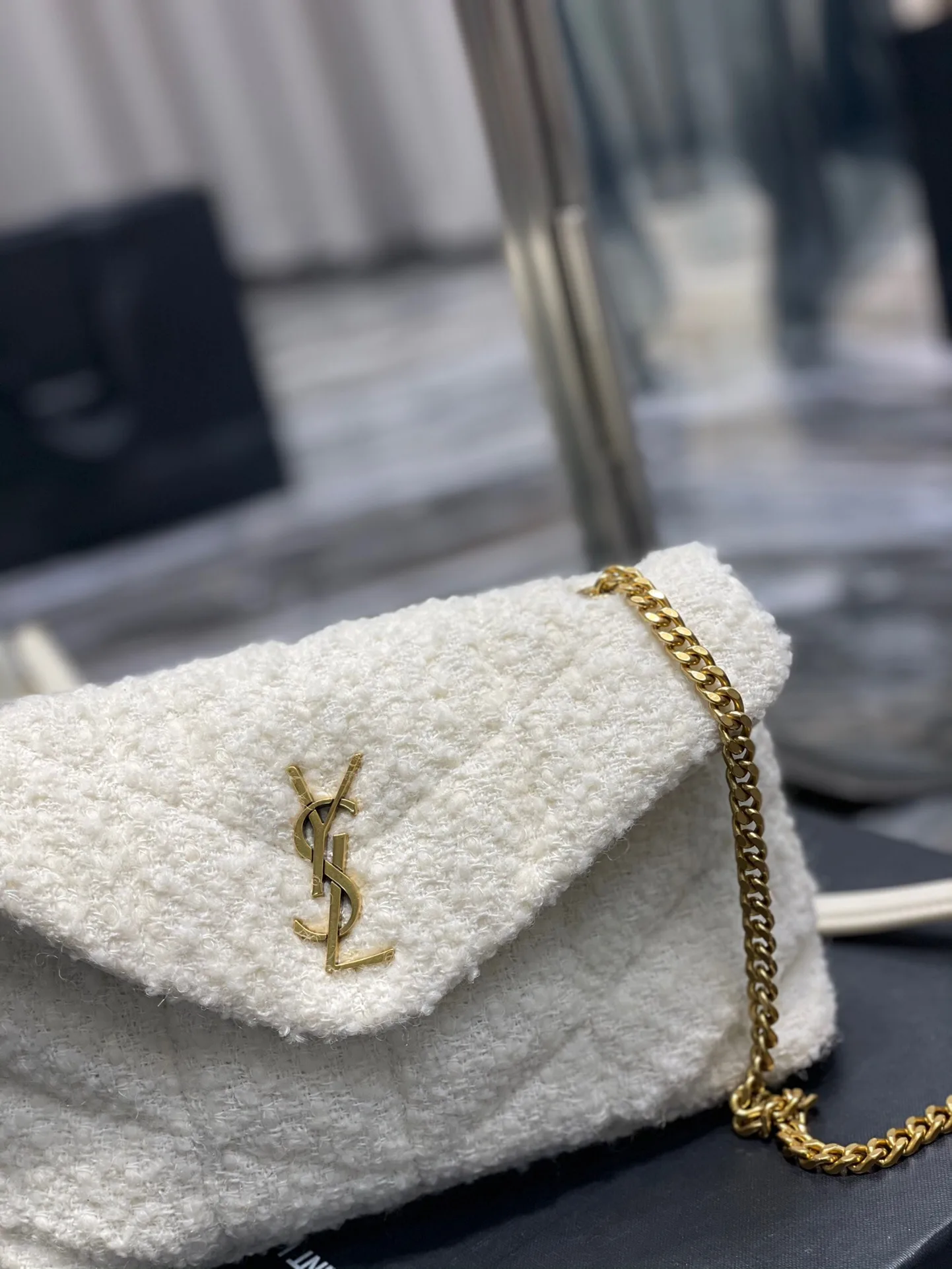 SAINT LAURENT Loulou Puffer small shoulder bag white - Bag