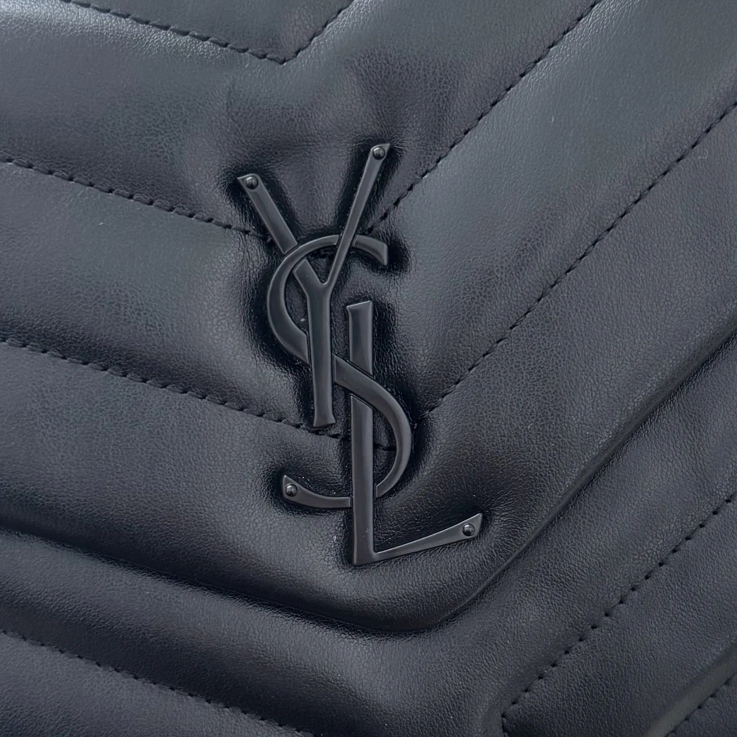 [TOP]SAINT LAURENT Loulou Quilted Leather Shoulder Bag Black - Bag