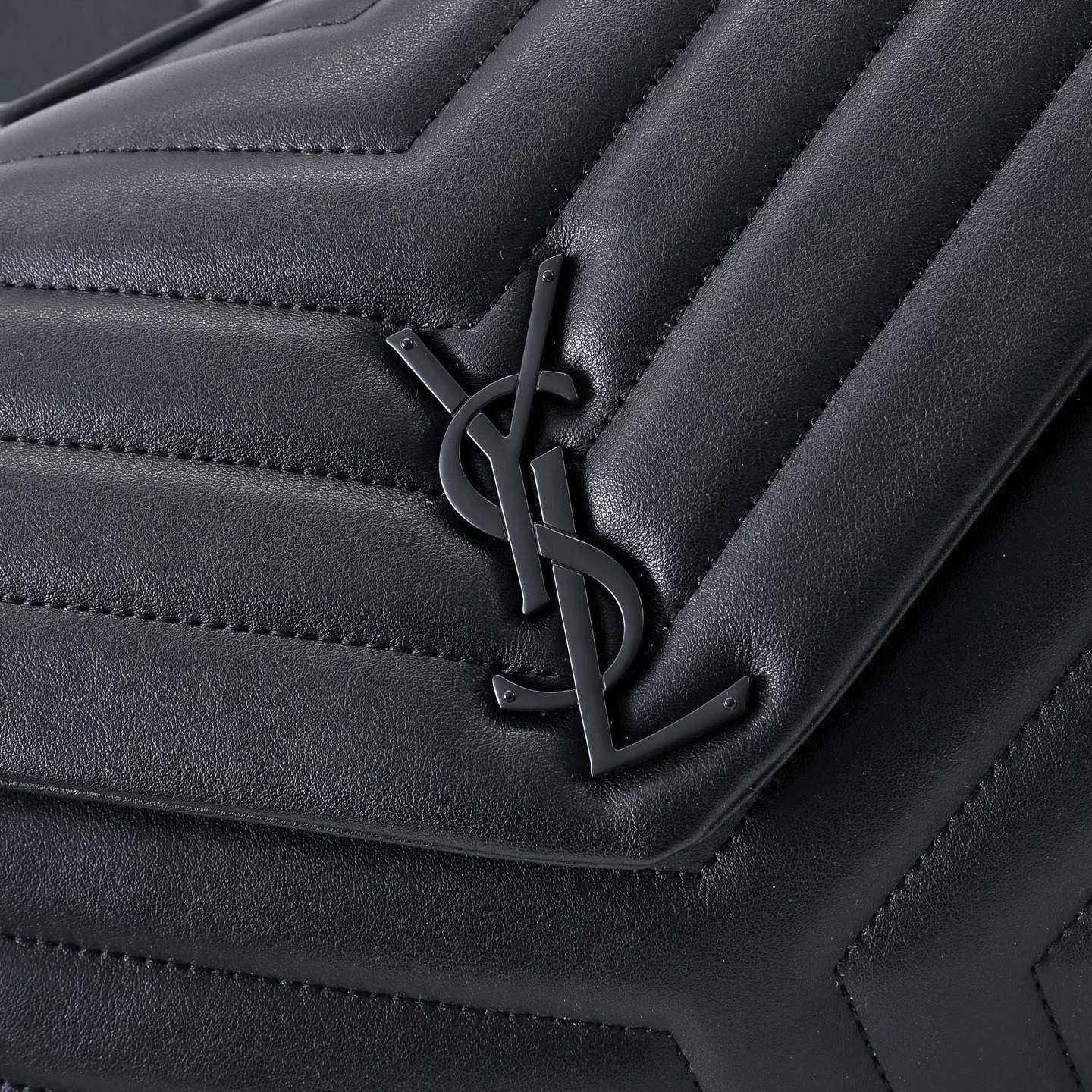 [TOP]SAINT LAURENT Loulou Quilted Leather Shoulder Bag Black - Bag