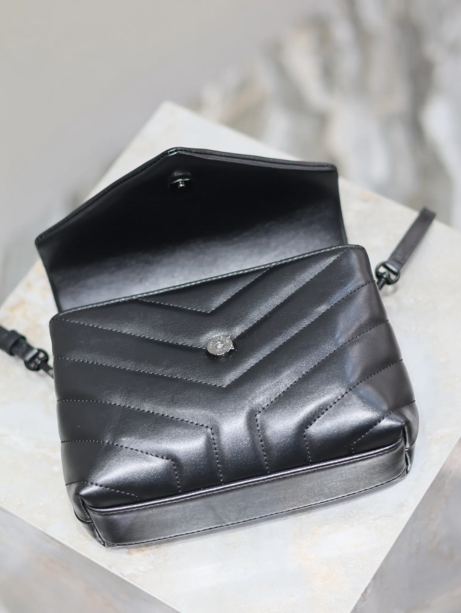 [TOP]SAINT LAURENT Loulou Quilted Leather Shoulder Bag Black - Bag