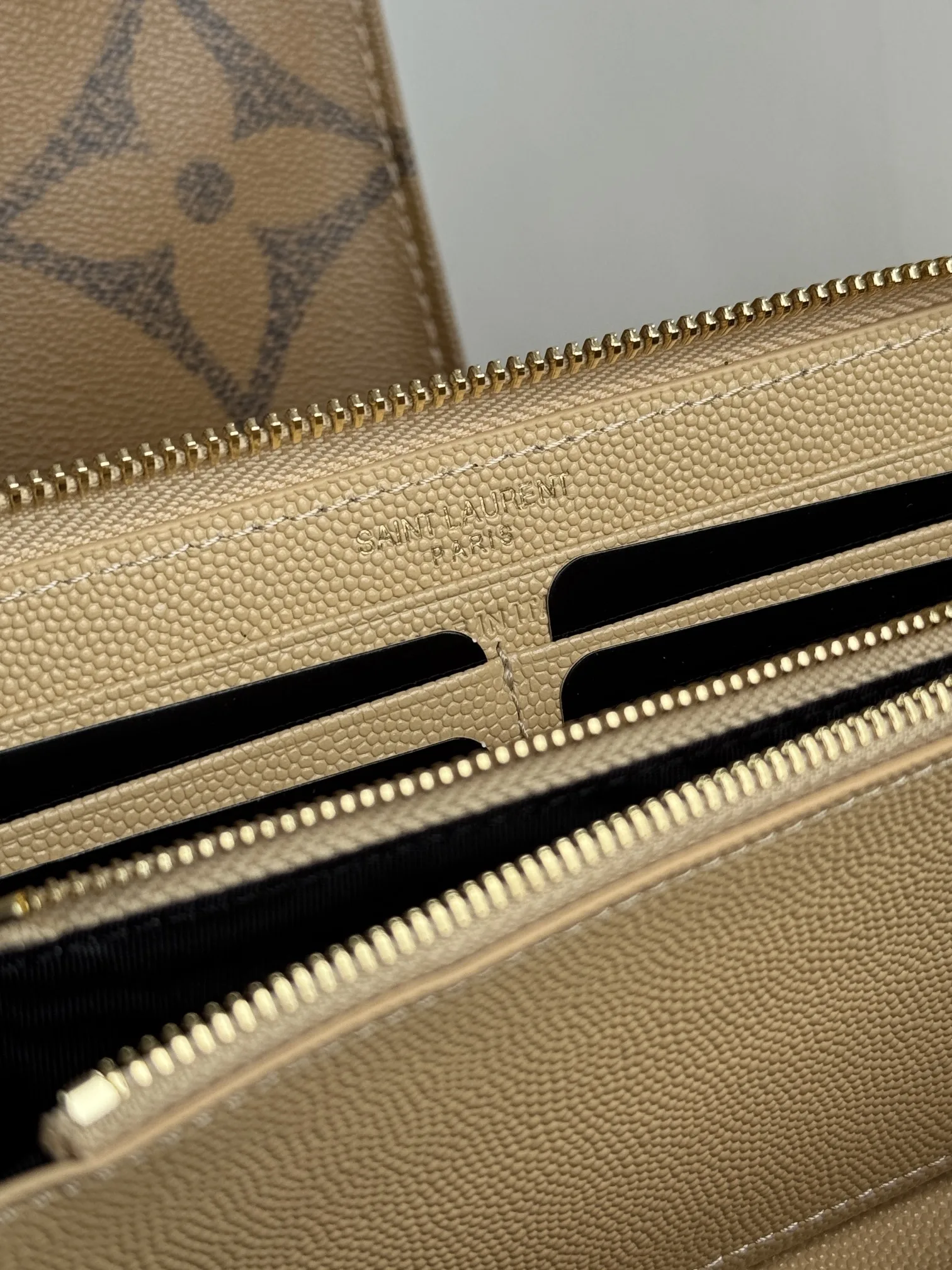 Saint Laurent Monogramme leather Wallet -Apricot Wallet